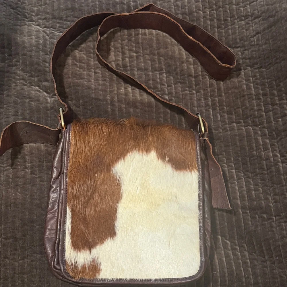 Cowhide artisan Brown and White Leather Shoulder Bag - Picture 1 of 11